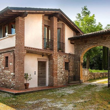 Antico Cascinale Lombardo Bed & Breakfast Lonato Room photo